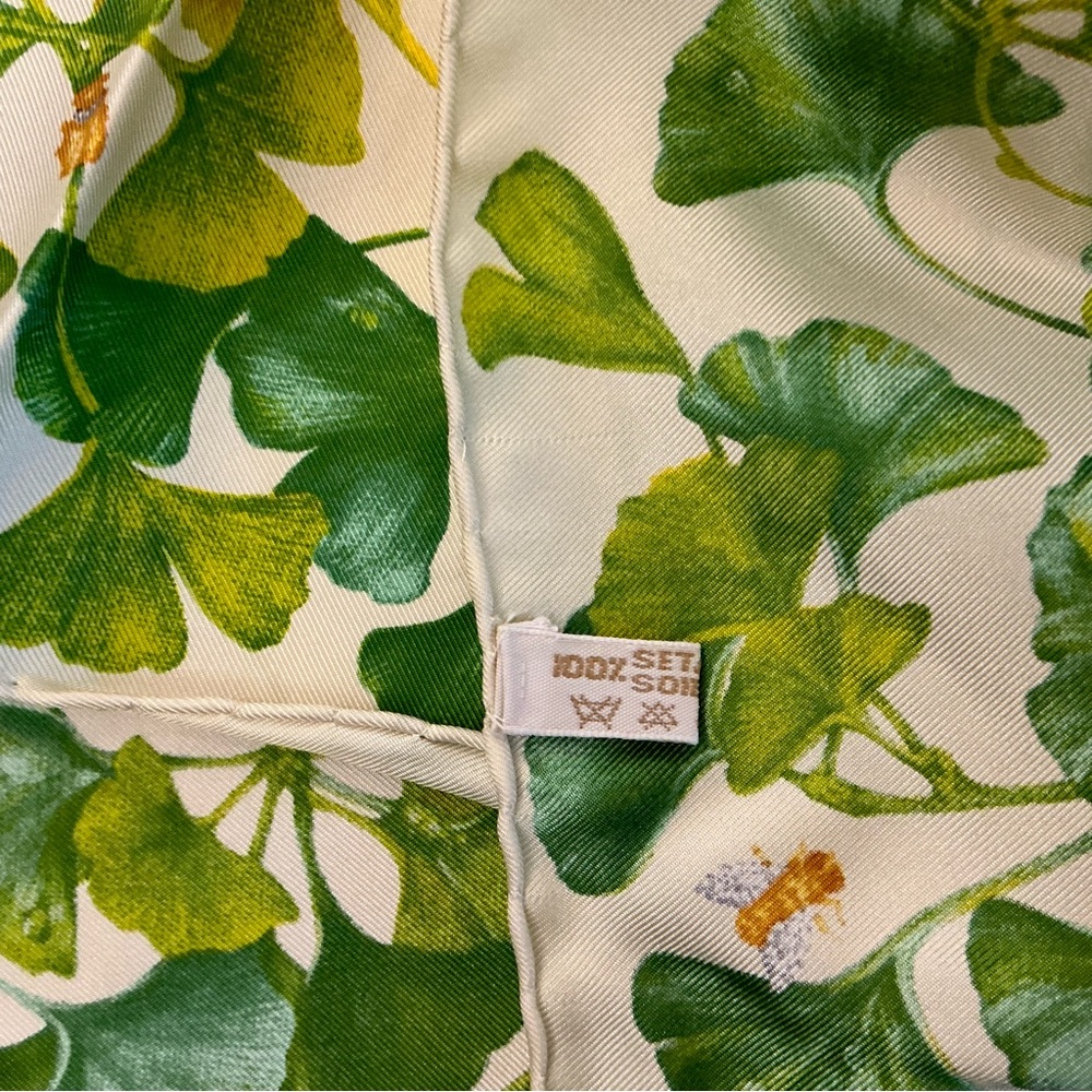 NWB Carrera y Carrera Box: “Madrid 1885” silk scarf NIB Ginkgo Biloba bugs Italy